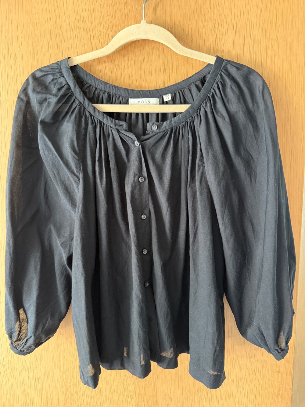 Doen Black Sheer Button-Front Peasant Blouse - Picture 3 of 4